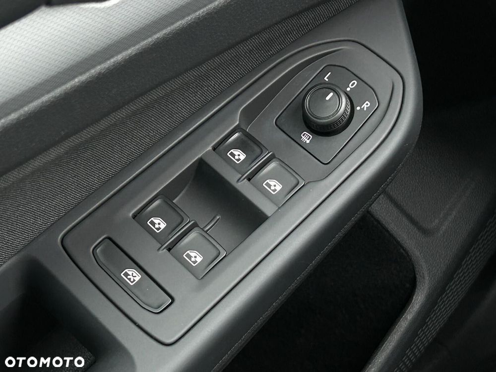 Volkswagen Golf 1.0 TSI - 19