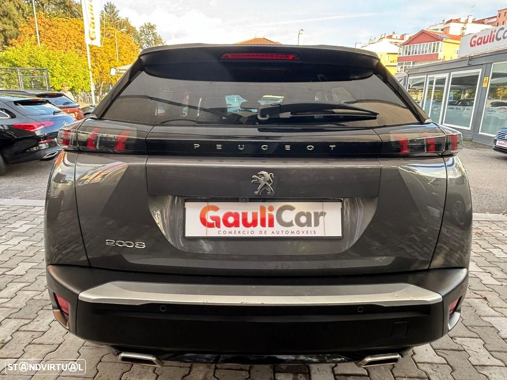 Peugeot 2008 1.2 PureTech Allure EAT8 - 10