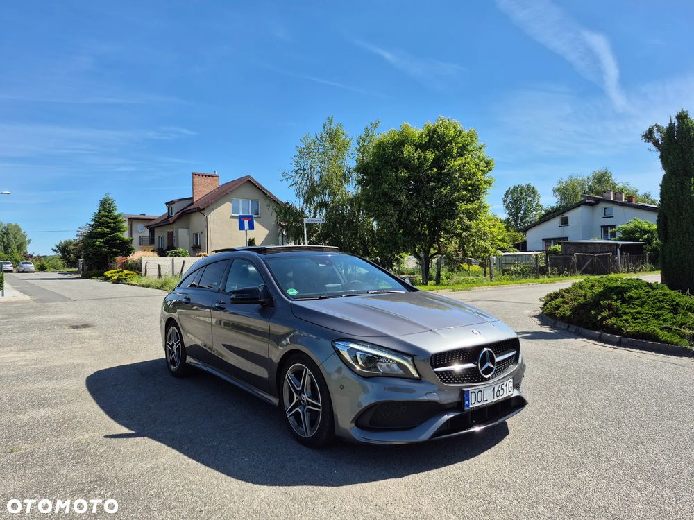Mercedes-Benz CLA 200 7G-DCT AMG Line - 33
