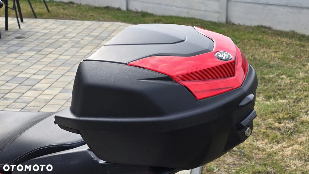 Yamaha NMAX - 21