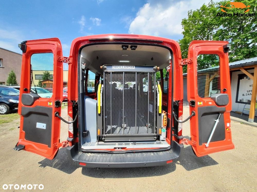 Ford Transit - 18