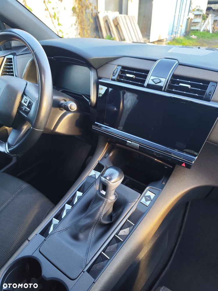 DS Automobiles DS 7 Crossback - 10