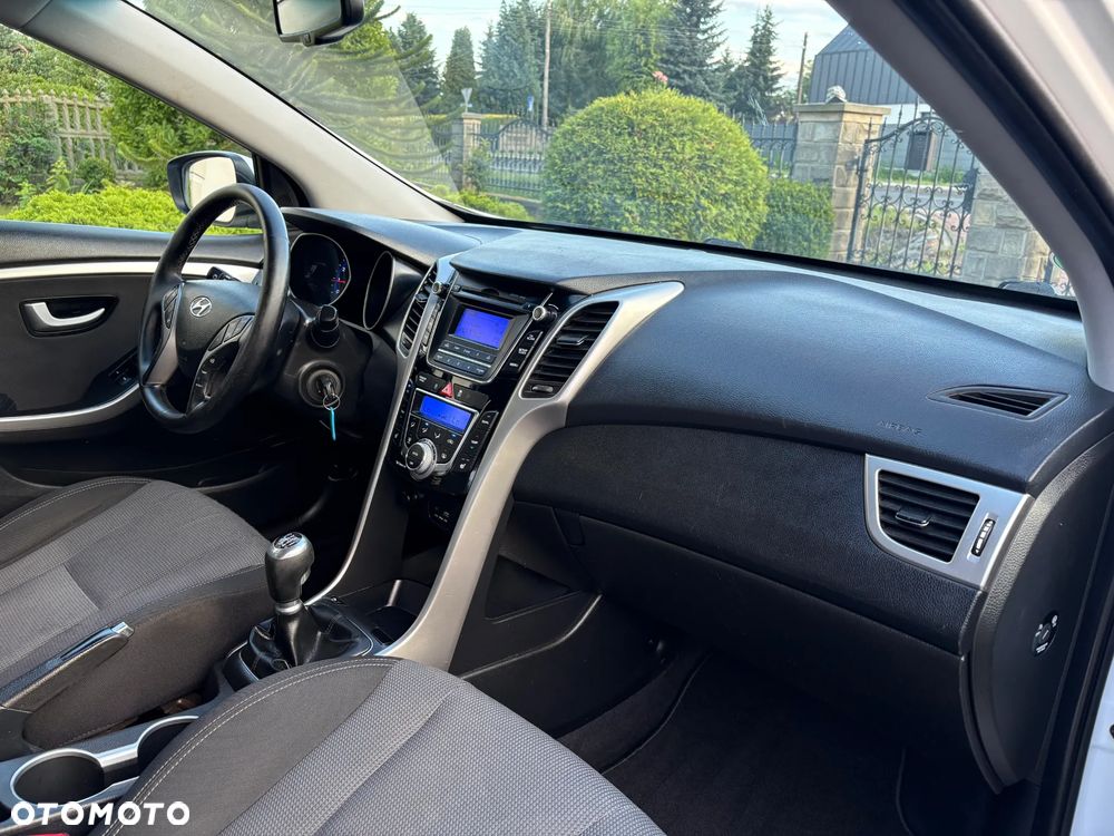 Hyundai i30 - 16