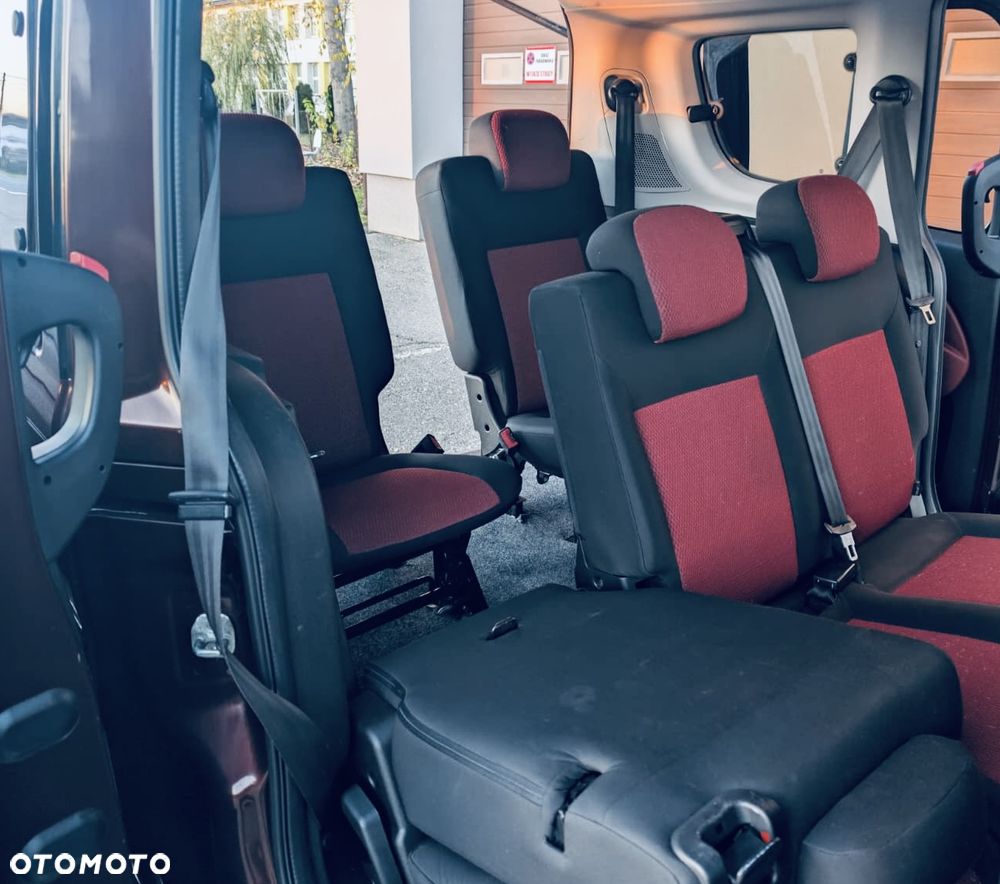 Fiat Doblo 1.4 16V Start&Stopp Dynamic Family - 12