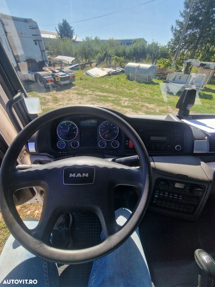 MAN TGL - 8
