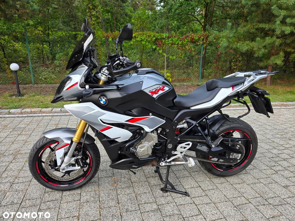 BMW XR - 2