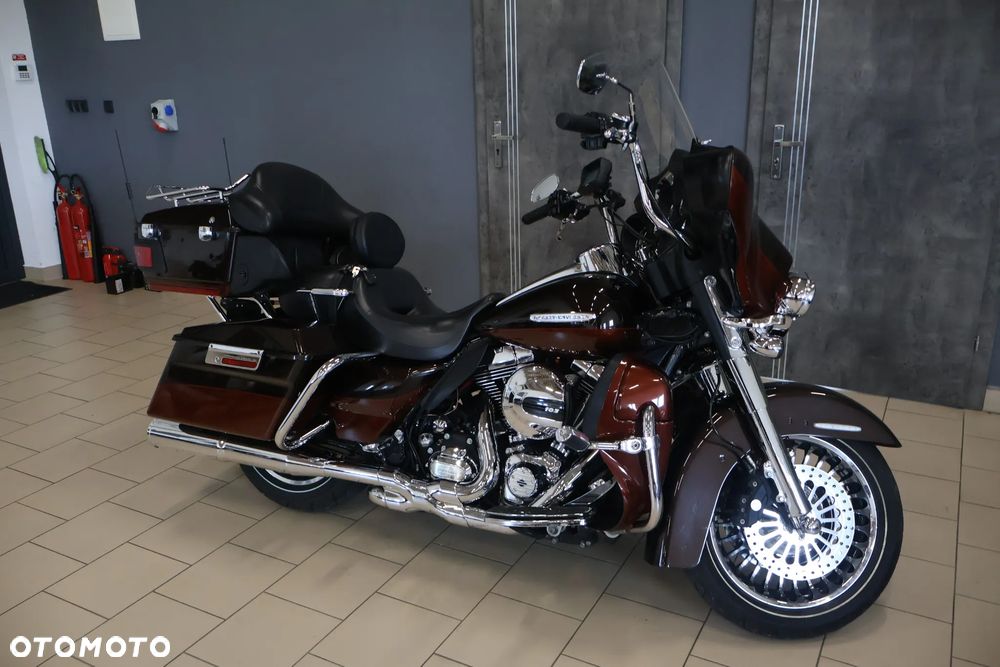 Harley-Davidson Touring Electra Glide - 10