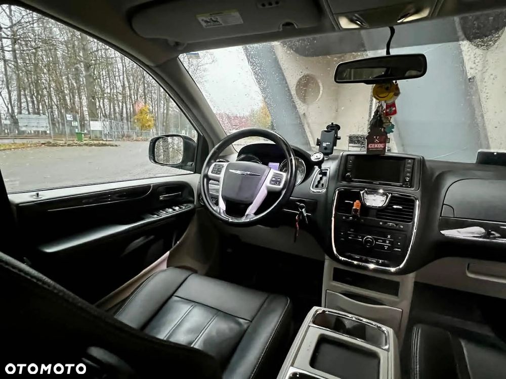 Chrysler Town & Country 3.6 Touring - 7