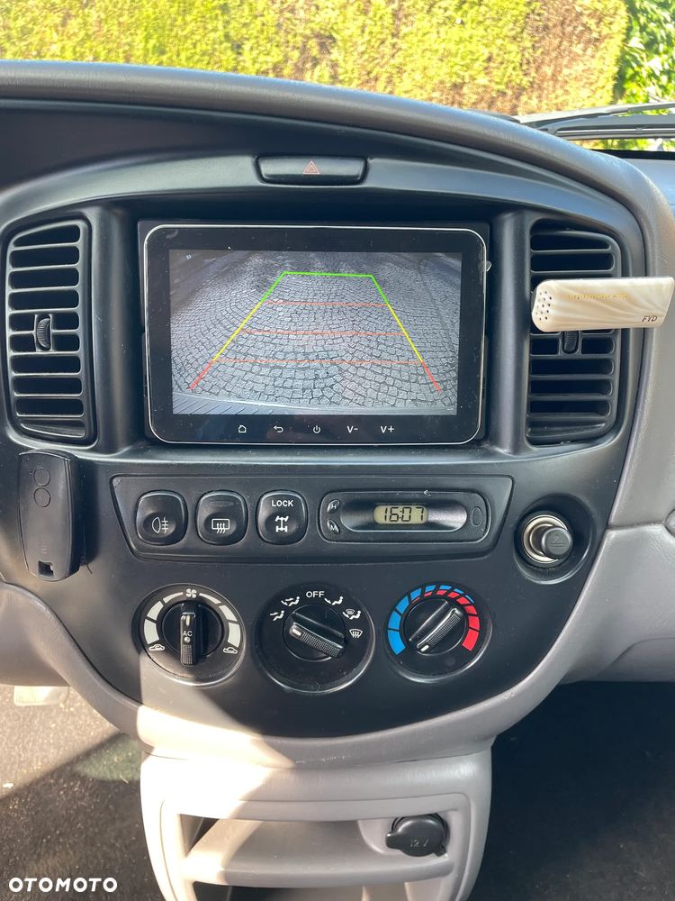 Mazda Tribute 2.0 Comfort - 12
