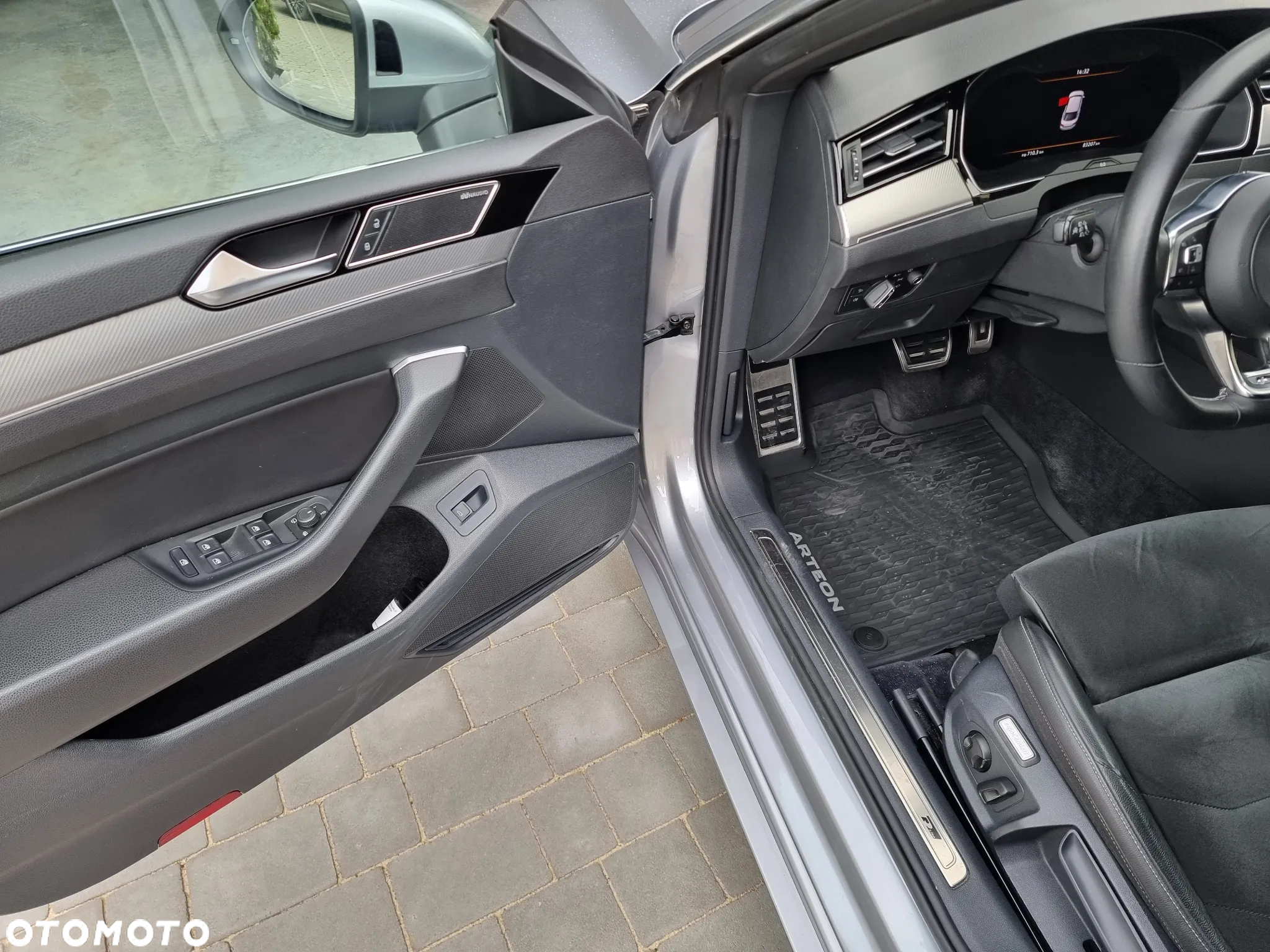 Volkswagen Arteon 2.0 TSI 4Motion R-Line DSG - 13
