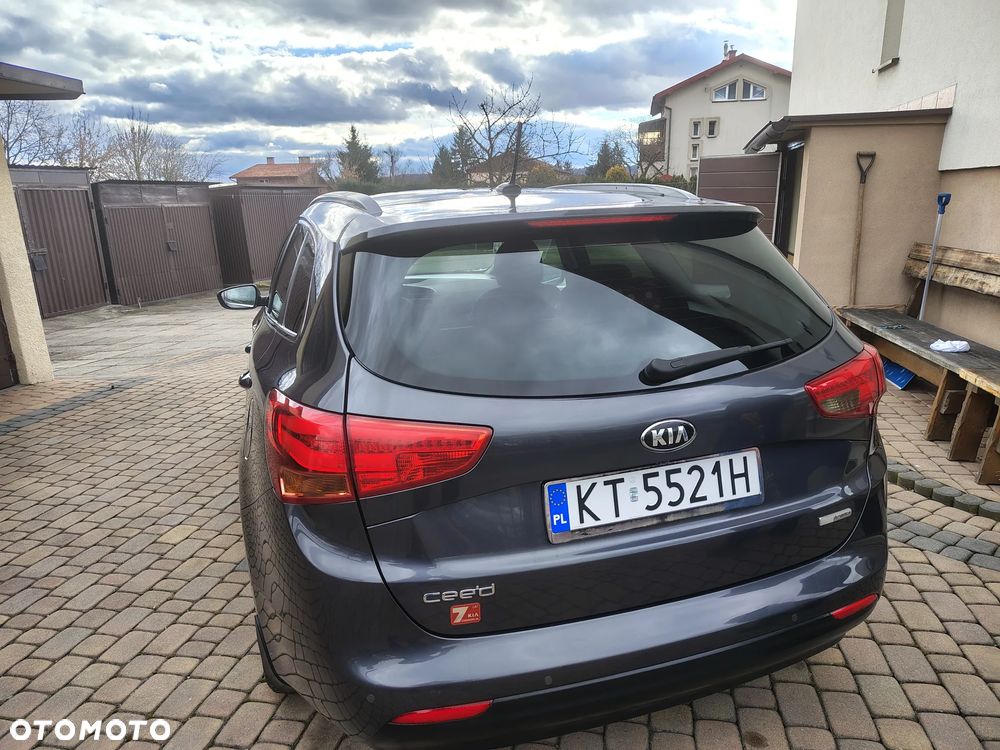 Kia Ceed 1.6 GDI Business Line - 14
