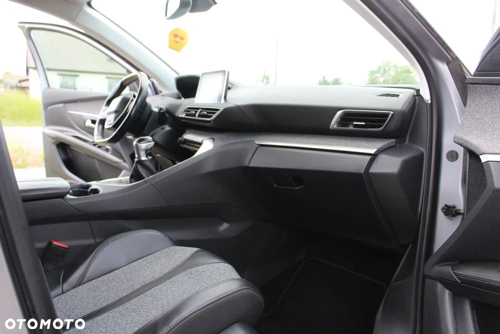 Peugeot 3008 BlueHDi 120 Stop & Start Allure - 32