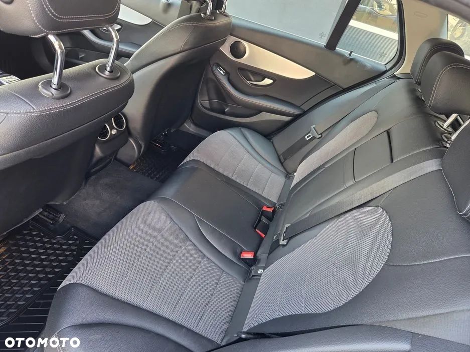 Mercedes-Benz Klasa C 220 d 9G-TRONIC - 16