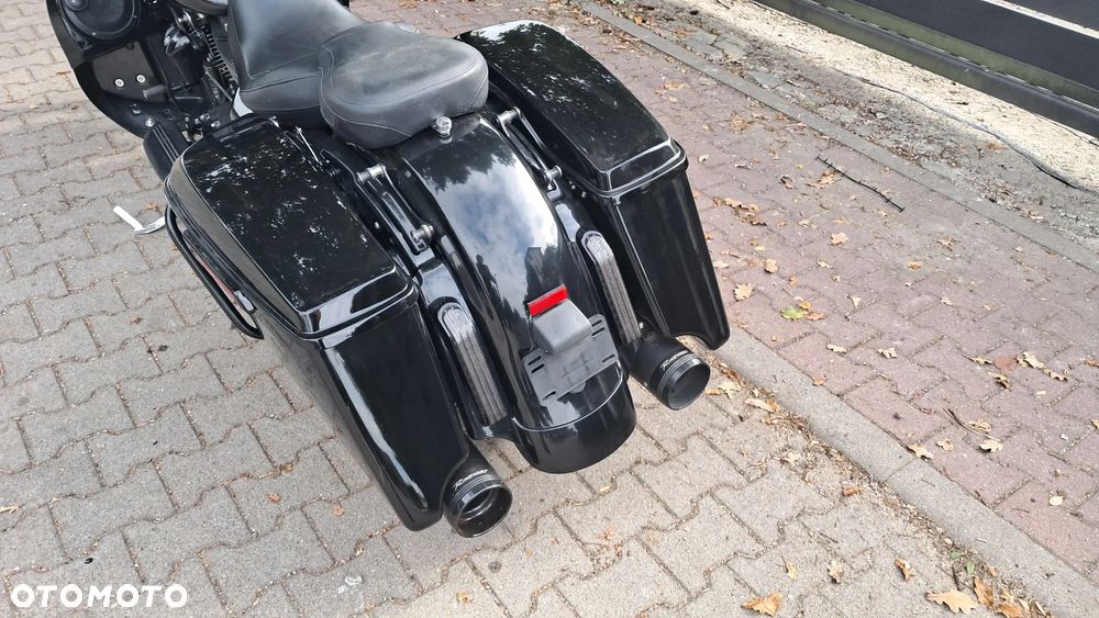 Harley-Davidson Touring Street Glide - 3