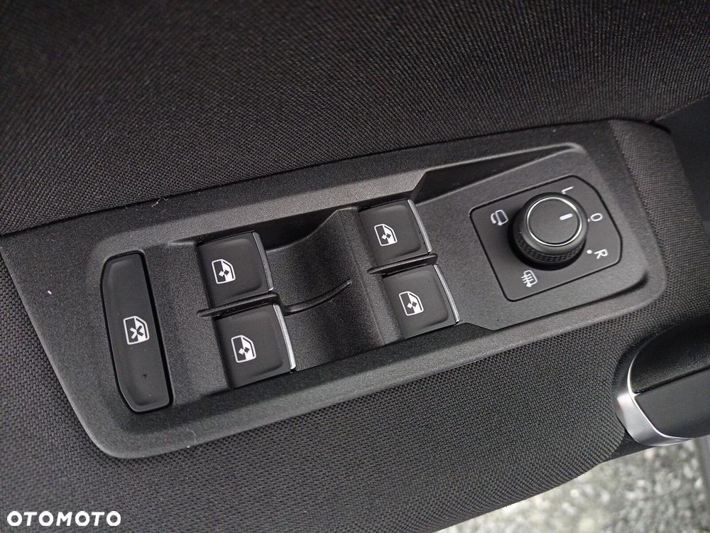 Volkswagen Touran 1.5 TSI EVO Highline DSG - 22