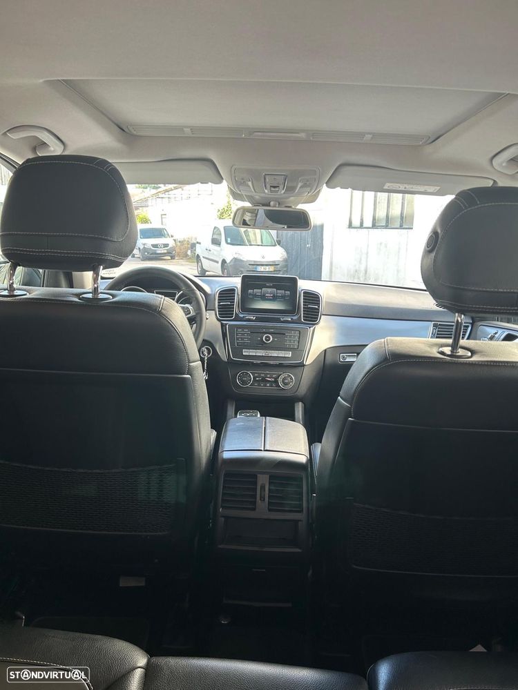 Mercedes-Benz GLE 250 d 4Matic 9G-TRONIC AMG Line - 8