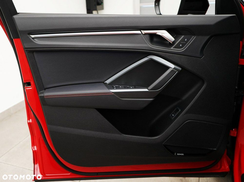 Audi Q3 Sportback - 19