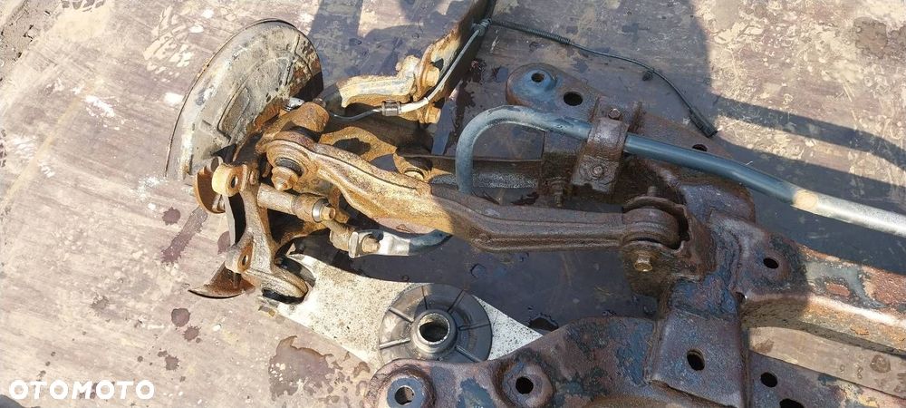 KOMPLETNE ZAWIESZENIE BELKA SANKI TYŁ OPEL INSIGNIA A KOMBI - 3