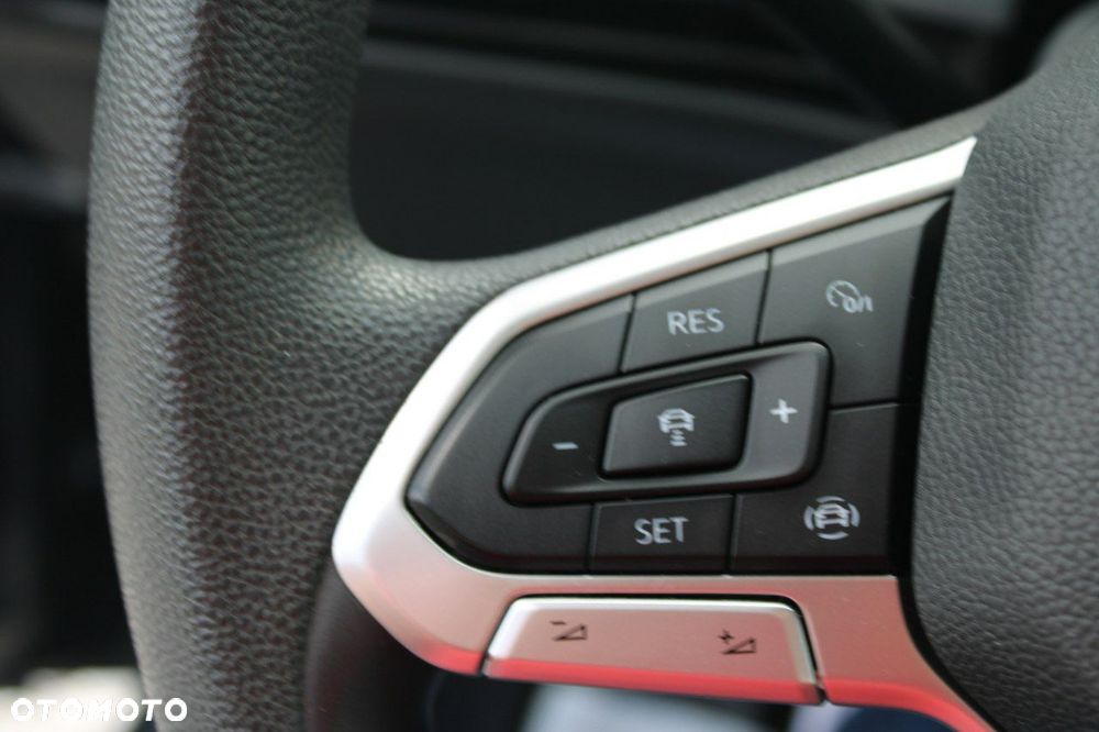 Volkswagen Golf - 23