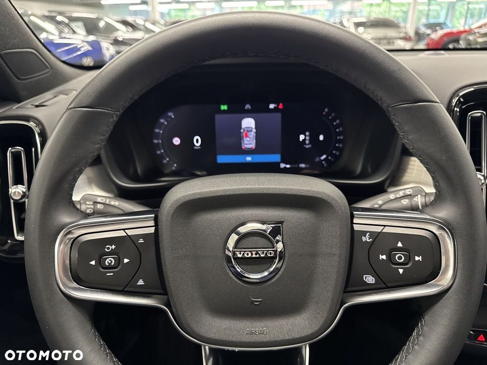 Volvo XC 40 B3 Core - 19
