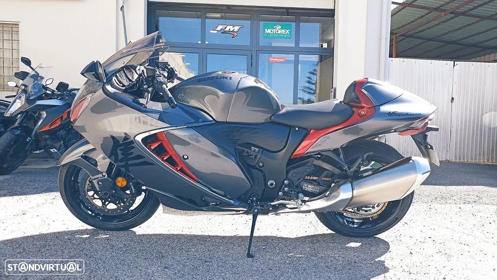 Suzuki Hayabusa - 1