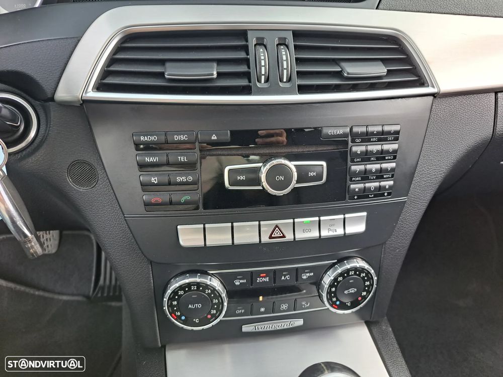 Mercedes-Benz C 220 - 28