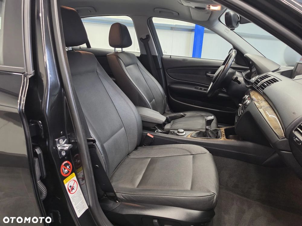 BMW Seria 1 120d DPF Edition Lifestyle - 34