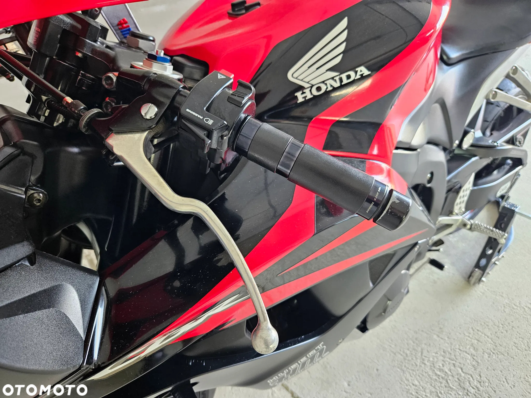 Honda CBR - 38