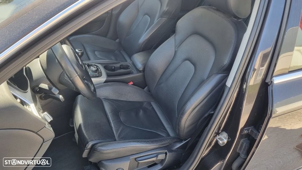 Audi A4 Avant 2.0 TDI Business Line S-line - 4