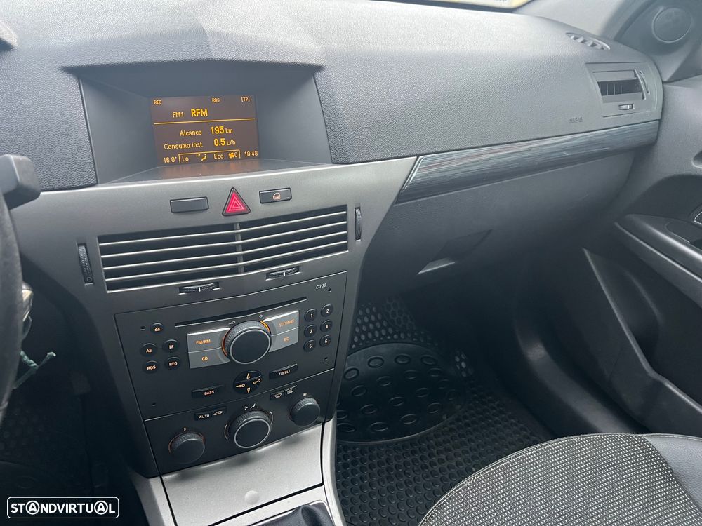 Opel Astra 1.7 CDTI Cosmo - 11