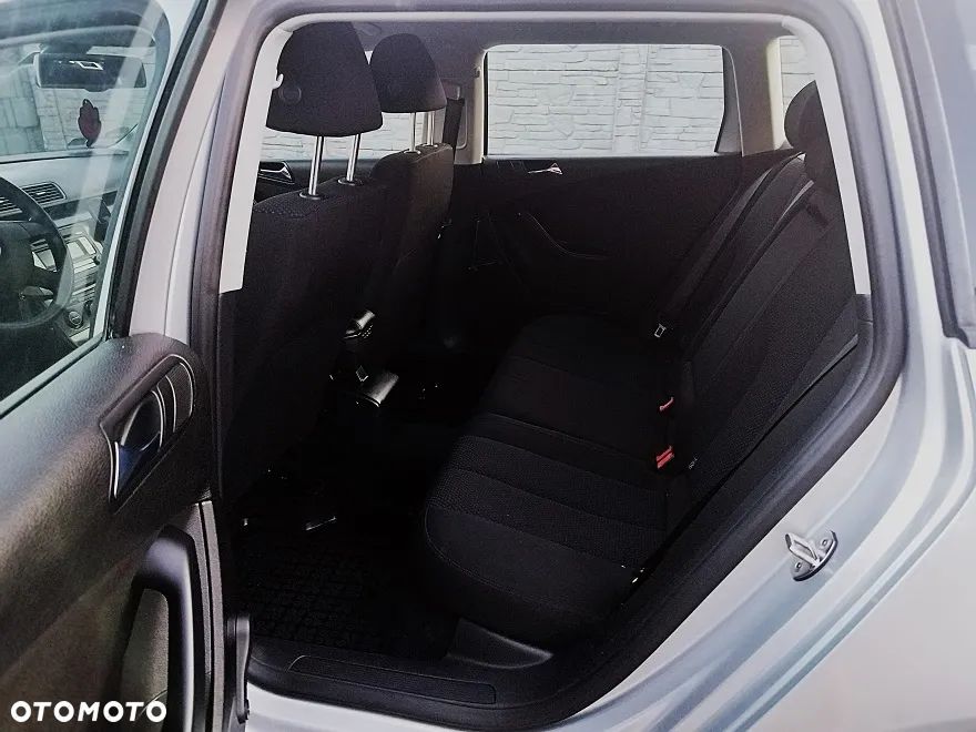Volkswagen Passat 1.9 TDI Comfortline - 16