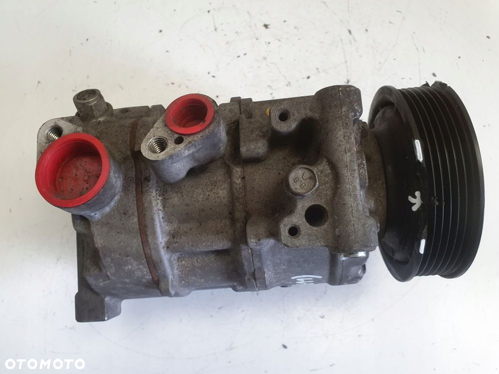 SPRĘŻARKA KLIMATYZACJI Audi A4 B8 1.8 TFSI _ 8T0260805E - 6