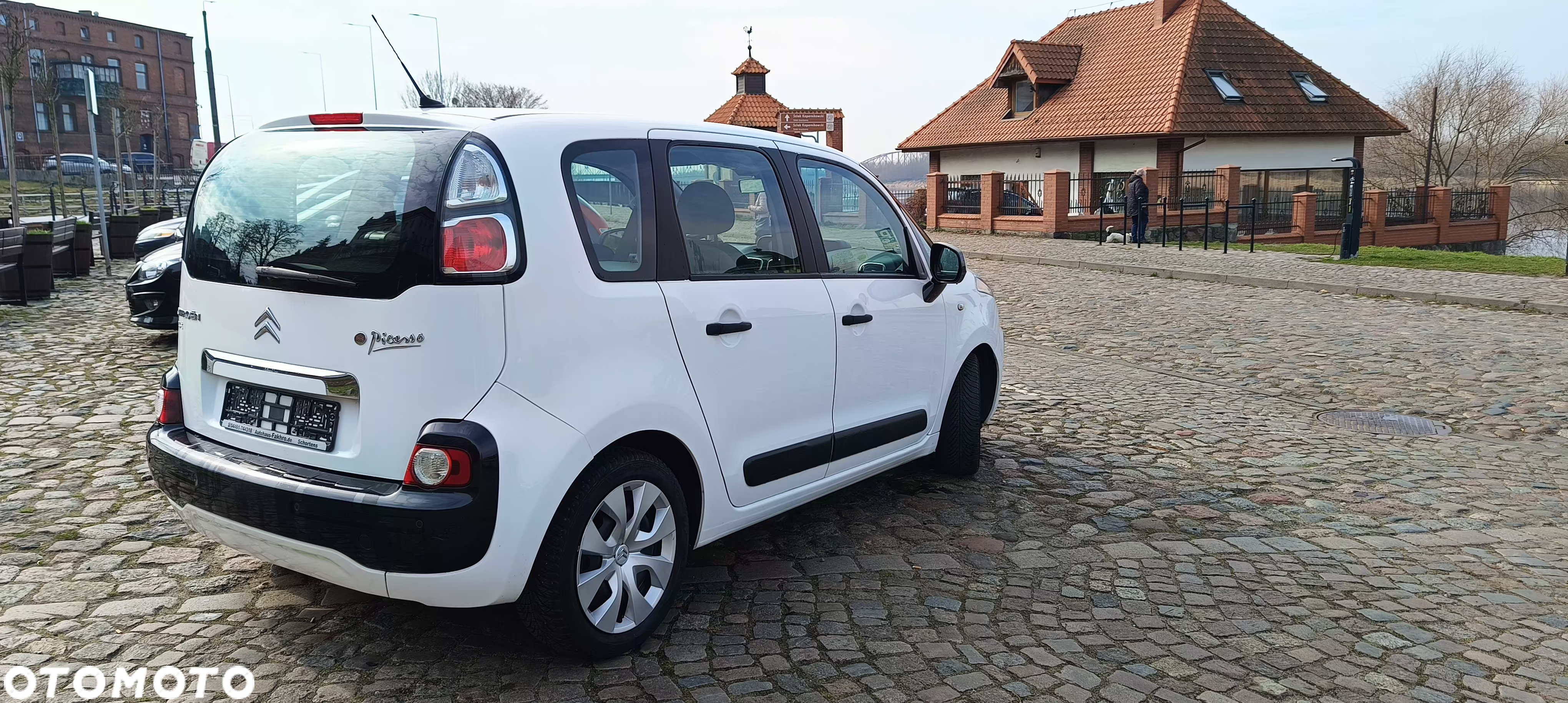 Citroën C3 Picasso 1.6i Exclusive - 3