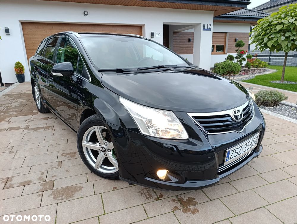 Toyota Avensis - 4