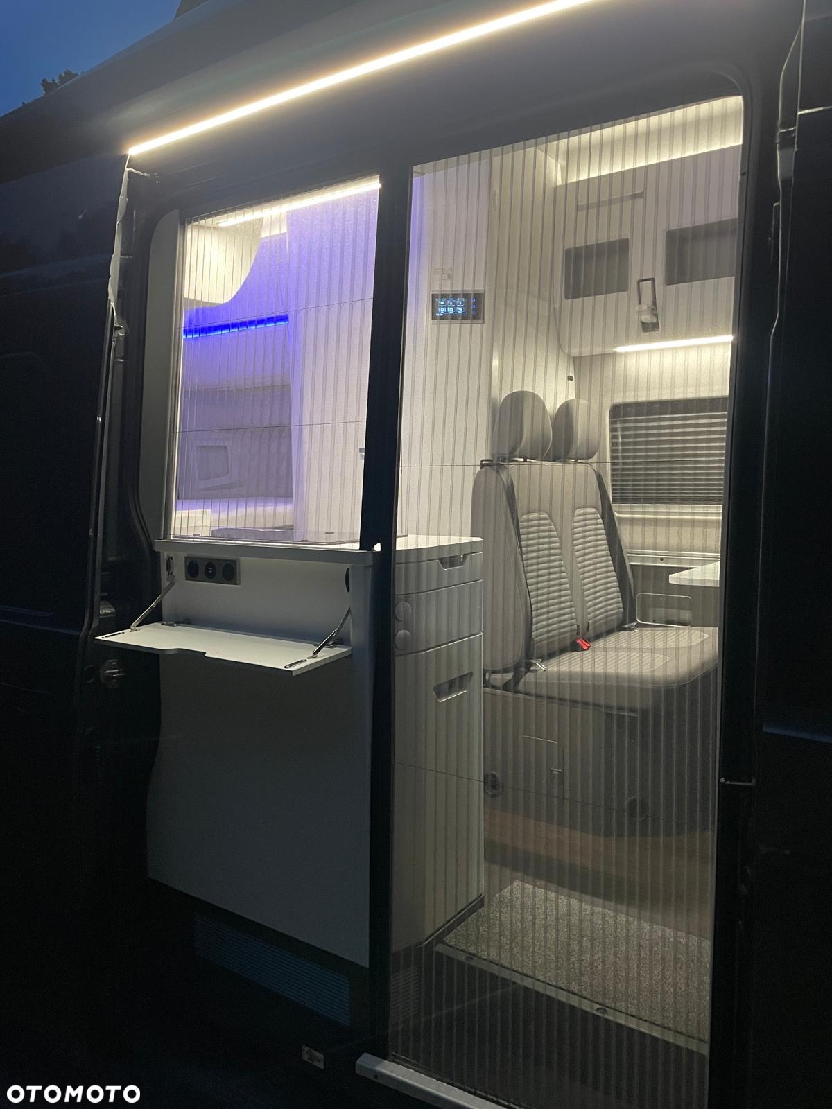 Volkswagen Crafter Grand California 600 - 27