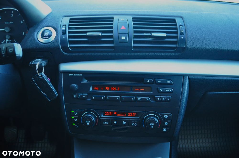 BMW Seria 1 118d - 13