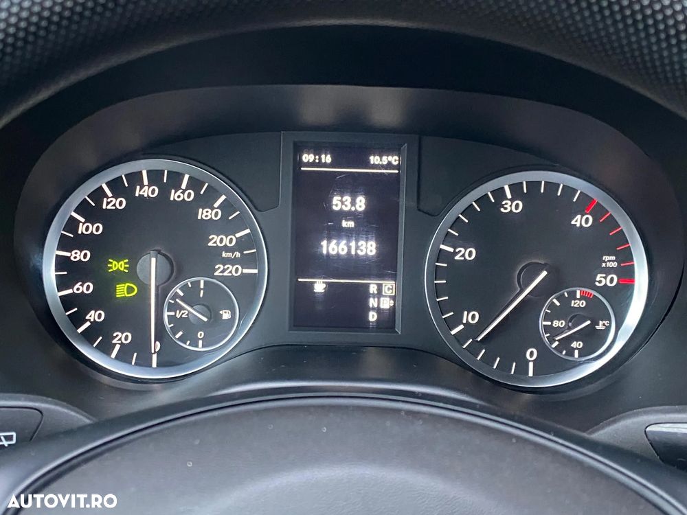 Mercedes-Benz Vito - 8