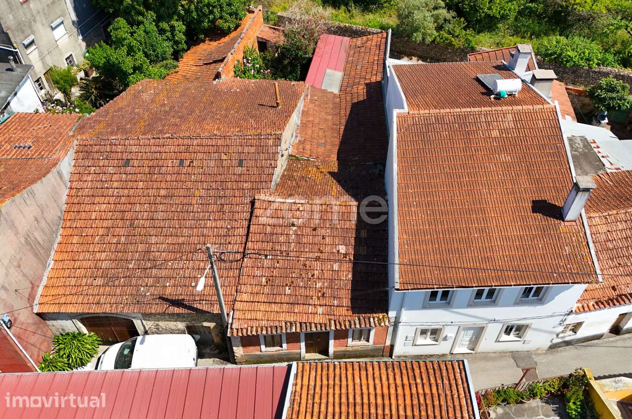 Moradia T2 em Ruínas com Logradouro na Pampilhosa do Botão - Grande imagem: 2/26