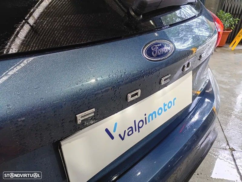 Ford Focus 1.0 EcoBoost MHEV ST-Line - 11