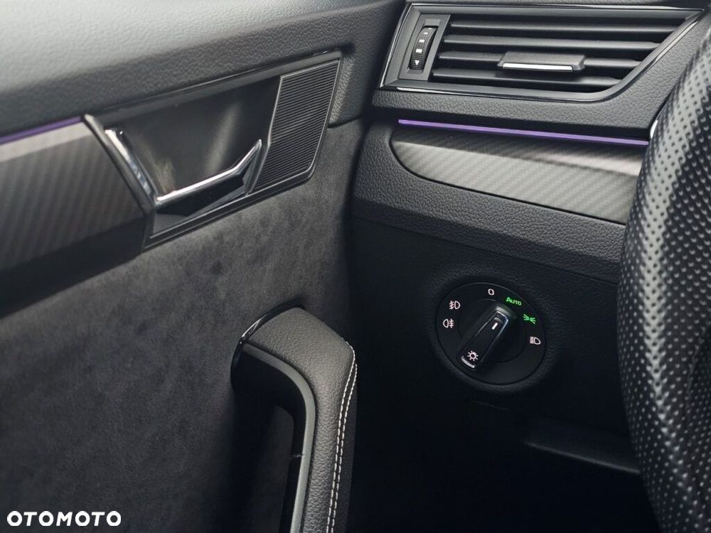 Skoda Superb 2.0 TSI Sportline DSG - 29