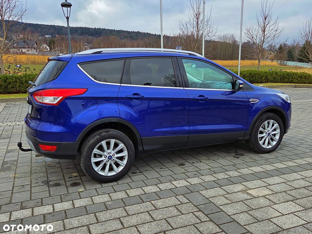 Ford Kuga 2.0 TDCi 2x4 Titanium - 10