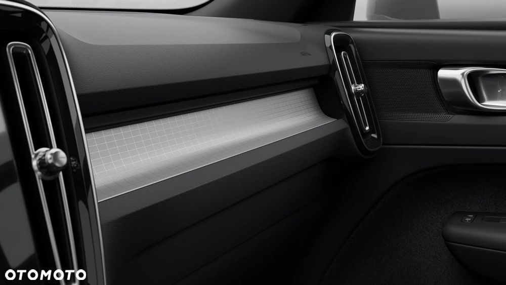 Volvo XC 40 B4 Core - 11