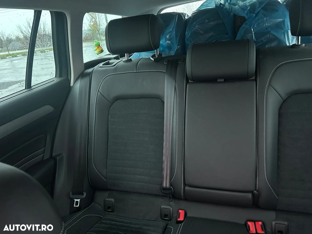 Volkswagen Passat Variant 2.0 TDI DSG (BlueMotion Technology) Trendline - 26