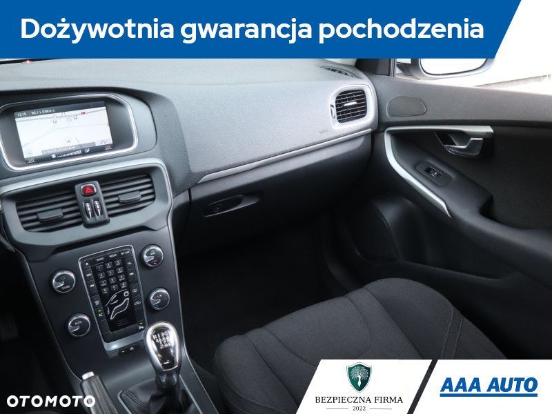 Volvo V40 - 10