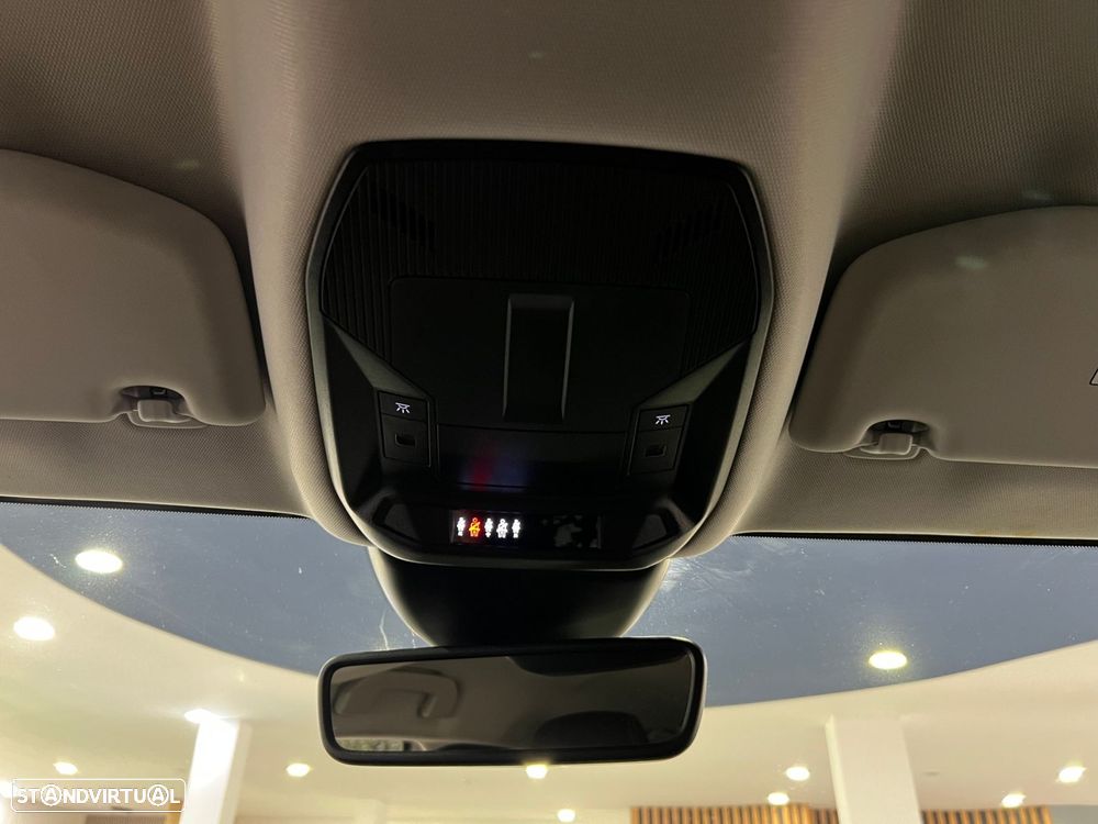 Peugeot 308 1.2 PureTech Allure Pack - 29