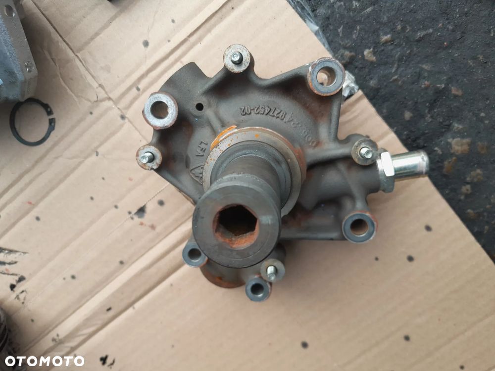 Pompa wody Iveco Daily 3.0 HPI E6 - 1