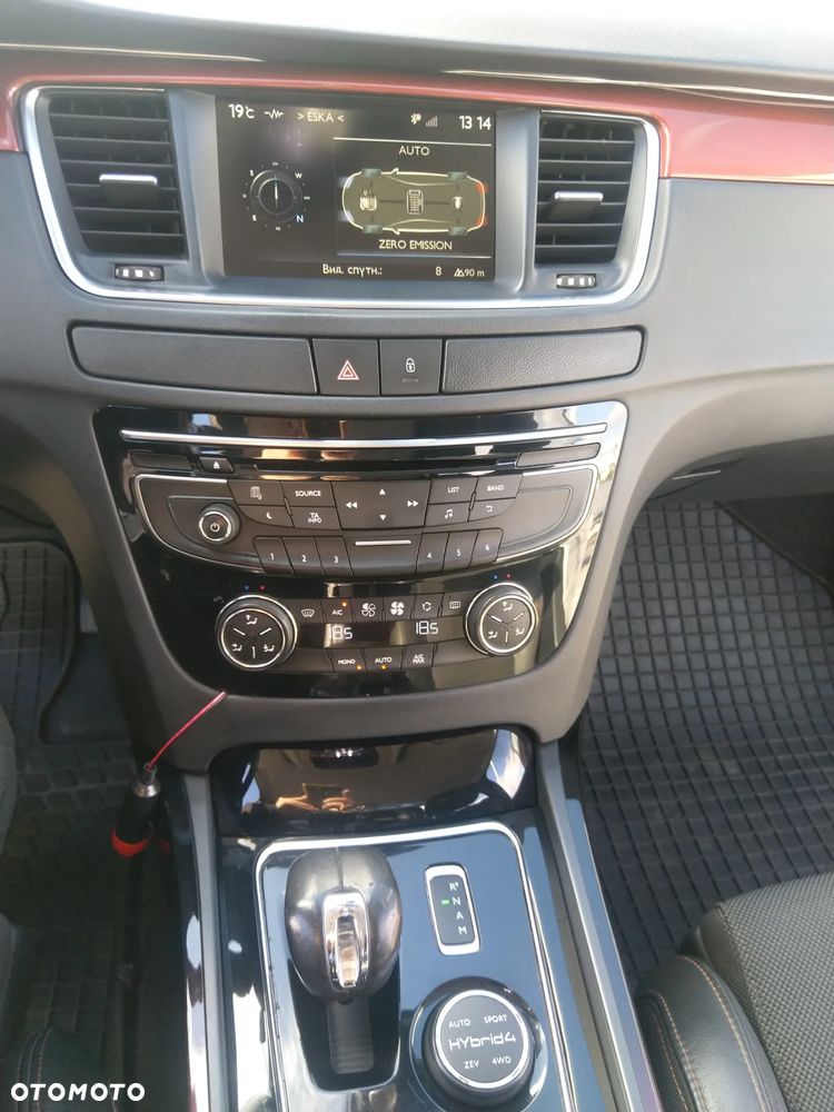 Peugeot 508 RXH 2.0 HDi HYbrid4 - 17