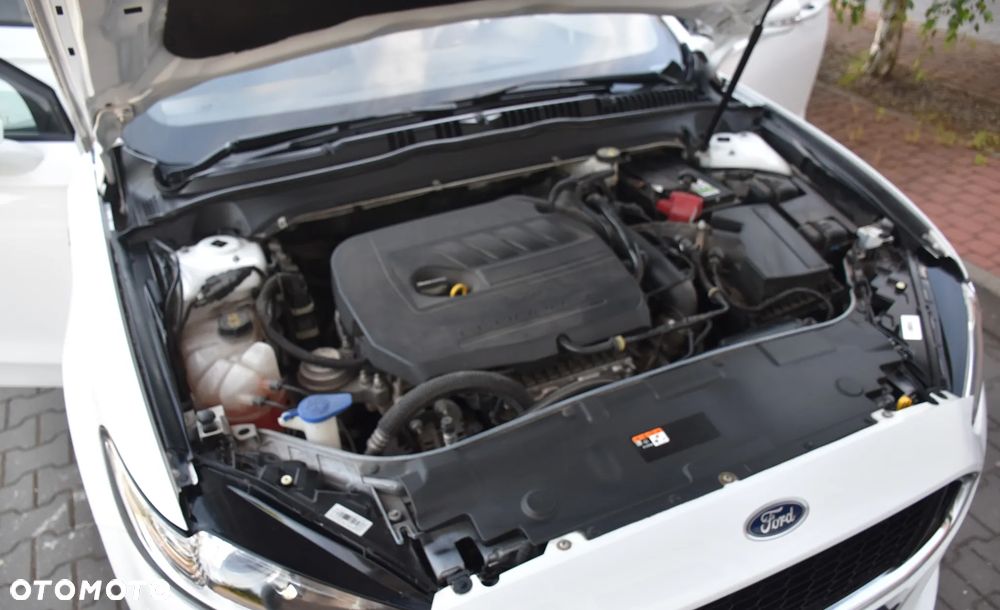 Ford Mondeo 1.5 EcoBoost ST-Line X - 25