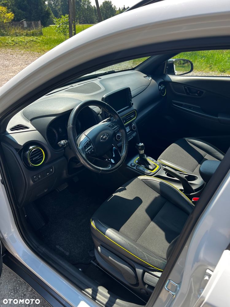 Hyundai Kona 1.6 T-GDI Premium 4WD DCT - 16