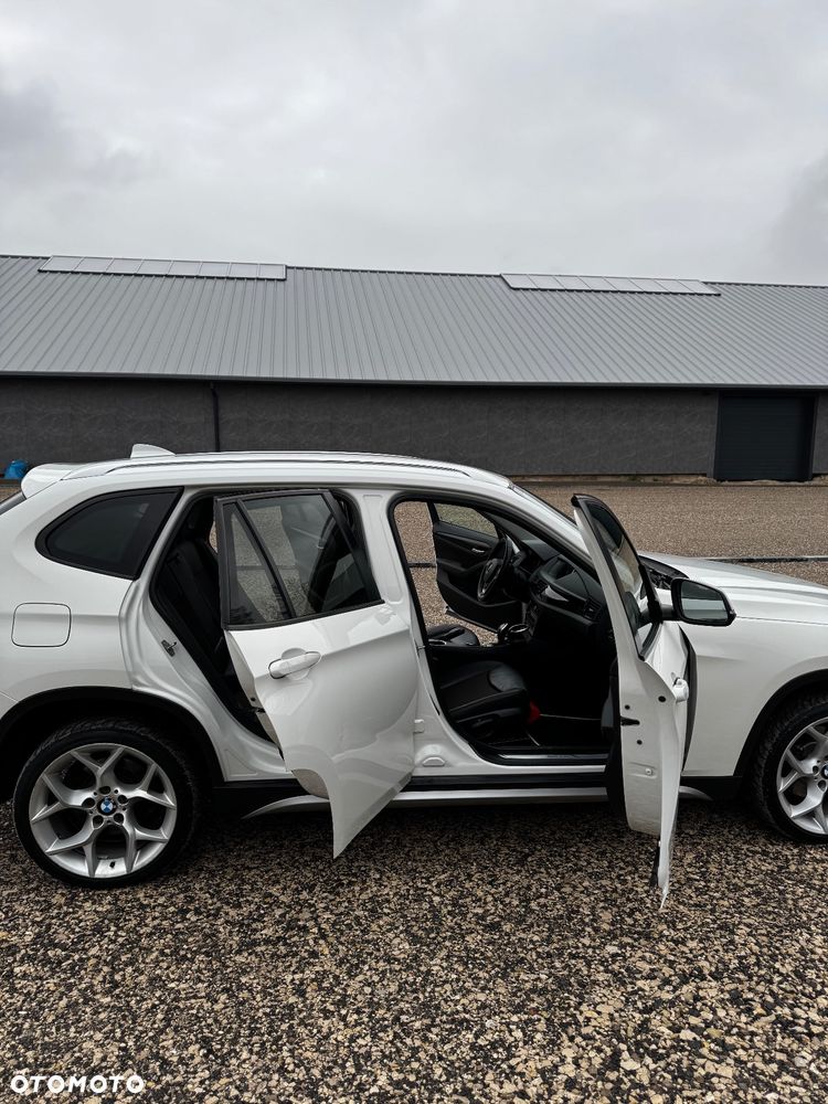 BMW X1 xDrive18d - 14